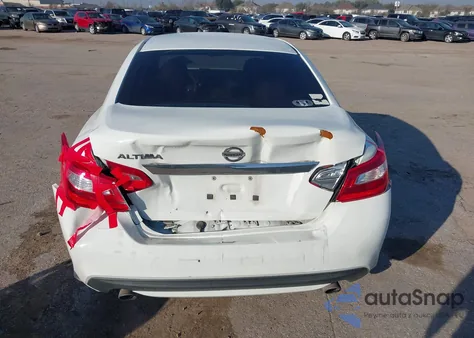 2017 Nissan Altima 2.5 S z USA, uszkodzony, nr VIN 1N4AL3AP0HN354291